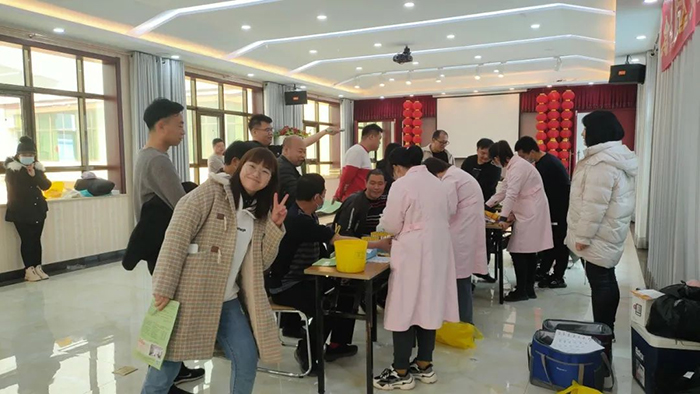 關(guān)愛女性健康，我們?cè)傩袆?dòng)